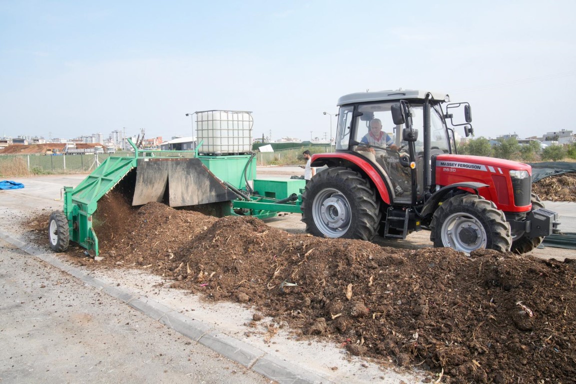Seyhan Belediyesi Kompost Üretim Tesisi Üretime Devam Ediyor


